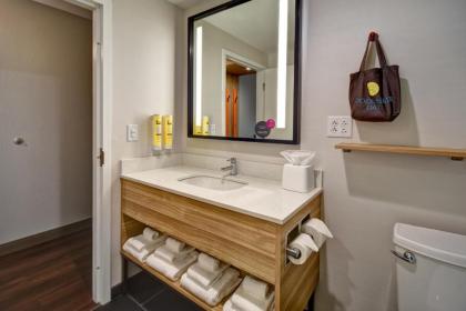 Tru By Hilton Syracuse-Camillus - image 3