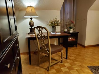 Blue Ridge Manor Bed and Breakfast - image 5