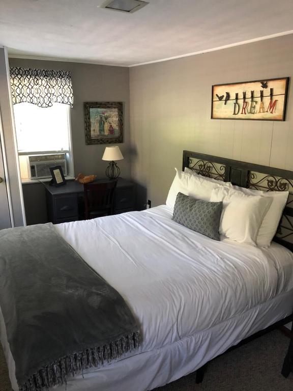 The Frogtown Inn - image 3