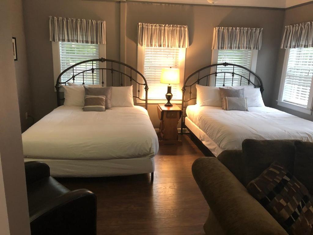 The Frogtown Inn - image 7