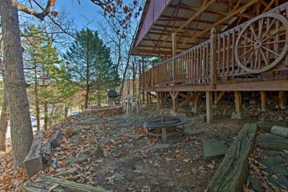 Waterfront House with Private Dock on Lake Eufaula! - image 10