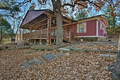 Waterfront House with Private Dock on Lake Eufaula! - image 11