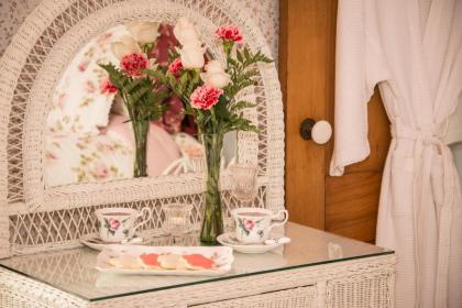 Sutherland House Victorian Bed and Breakfast - image 15