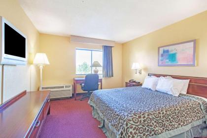 Days Inn by Wyndham Canastota/Syracuse - image 12