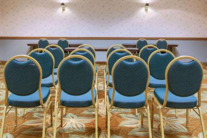 Days Inn by Wyndham Canastota/Syracuse - image 13