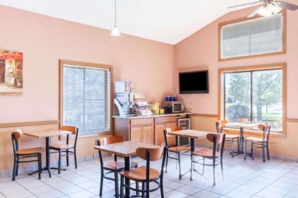 Days Inn by Wyndham Canastota/Syracuse - image 15