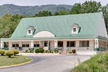 Days Inn by Wyndham Asheville West Candler North Carolina