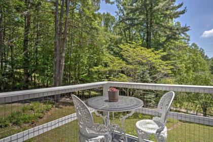 The Red Loft Candler Cottage 18 Mi to Asheville! - image 10