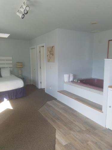 The Guesthouse Ocean View Cottages - image 5