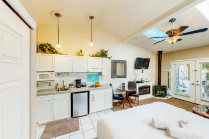 Sandals Inn | Spa Suite - image 3