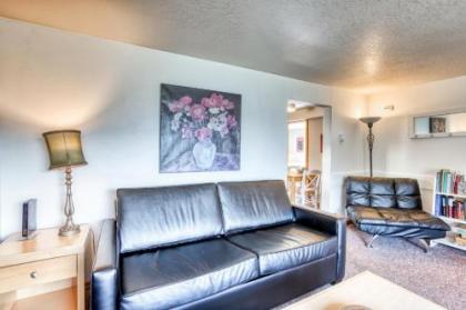 Beaches Inn | Buccaneer Bay Bungalow - image 2