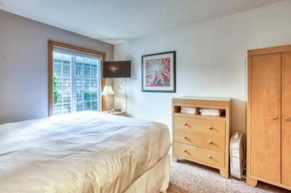 Beaches Inn Fourplex - image 4