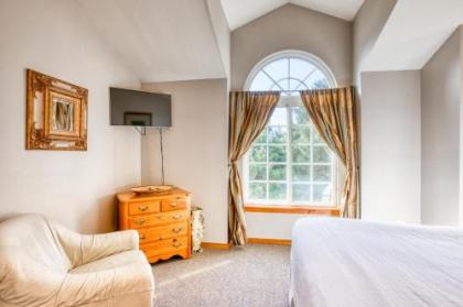 Beaches Inn Townhomes - image 2