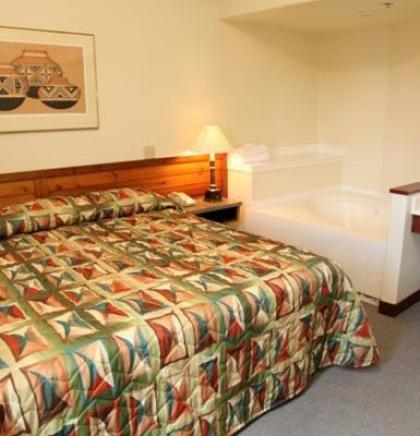 Grand Staircase Inn - image 6