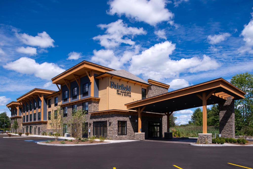 Fairfield Inn & Suites by Marriott Canton - main image