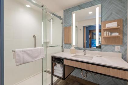 Hilton Garden Inn Boston Canton Ma - image 14