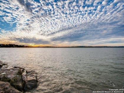Our Lake View CL 1683