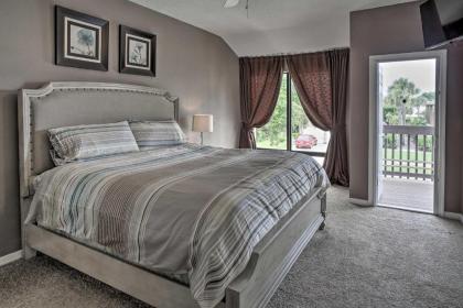Updated Cape Canaveral Townhome Walk to the Beach - image 11