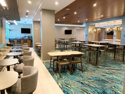 SpringHill Suites by Marriott Cape Canaveral Cocoa Beach - image 4