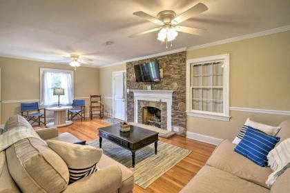 Updated Cape Charles Home about 2 miles to Beachfront Virginia