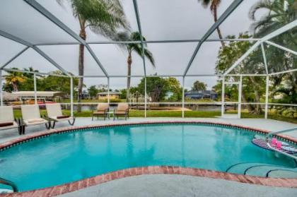 Villa Flip Flop   Roelens Vacations Cape Coral