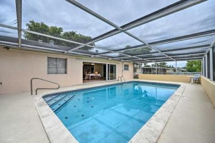 Cozy Cape Coral Home with Pool Less Than 2 Miles to Beach!