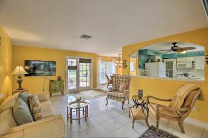 Cute Cape Coral Escape with Yard Near Downtown