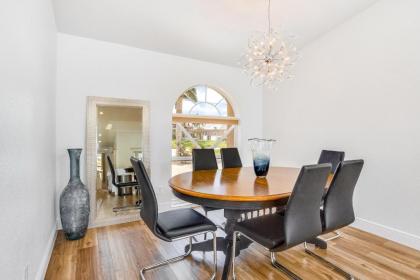 Four Mile Cove Paradise - image 15