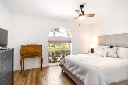 Four Mile Cove Paradise - image 17