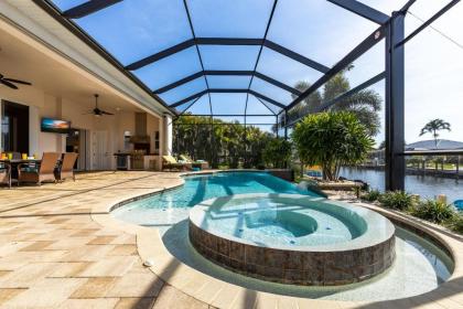 Cape Coral Oasis   Roelens Vacations Cape Coral Florida