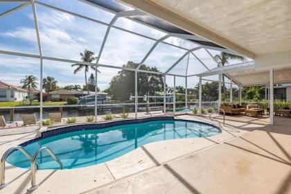 Holiday homes in Cape Coral Florida