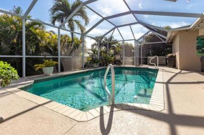 South Florida Paradise with Heated Pool  Fenced in yard   Villa Chesapeake   Roelens Vacations Florida