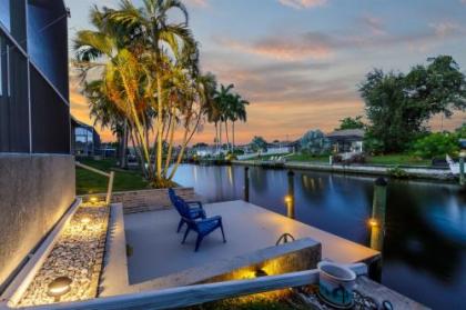 Holiday homes in Cape Coral Florida