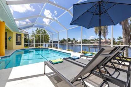 Villa White Paradise   Cape Coral   Roelens Vacations Florida