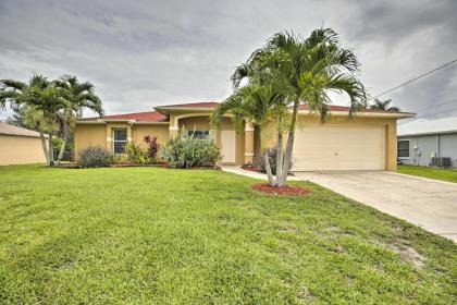 Family Friendly Coral Paradise Private Pool Cape Coral Florida