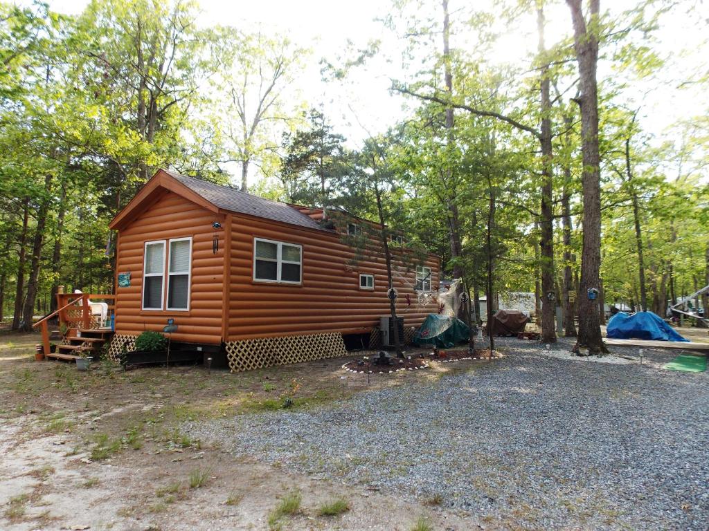Sea Pines Park Model 1 - image 2