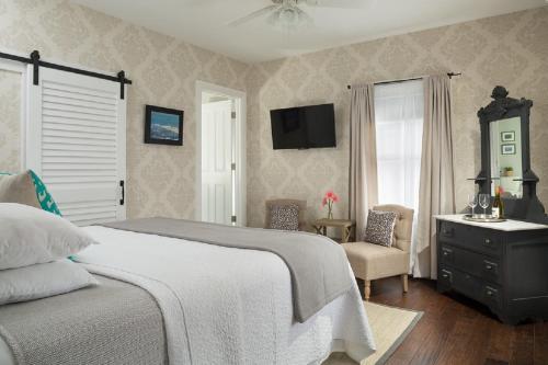 The Carroll Villa Hotel - main image