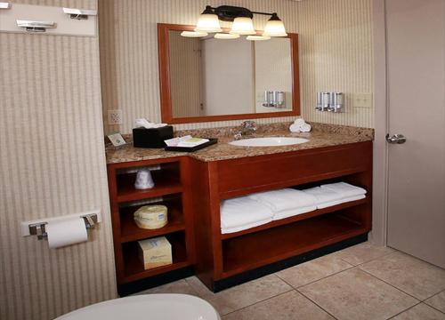 Montreal Beach Resort - image 2