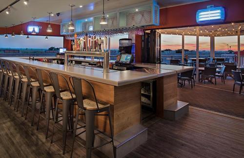 Montreal Beach Resort - image 4