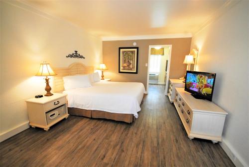 Grand Hotel Cape May - image 2