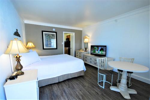 Grand Hotel Cape May - image 3