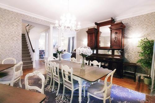 The Harrison Inn - image 2