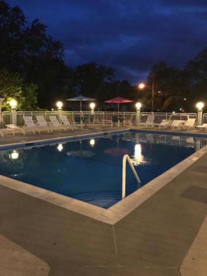 Cape Harbor Motor Inn - image 3