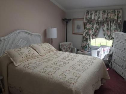 Inn At The Park - The Cottage - image 4