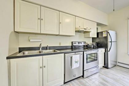 Heart of Cape May Quaint Getaway with Private Deck! - image 2