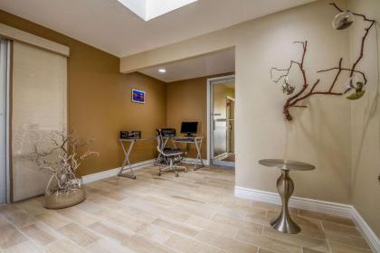 Quality Inn & Suites Capitola - image 15