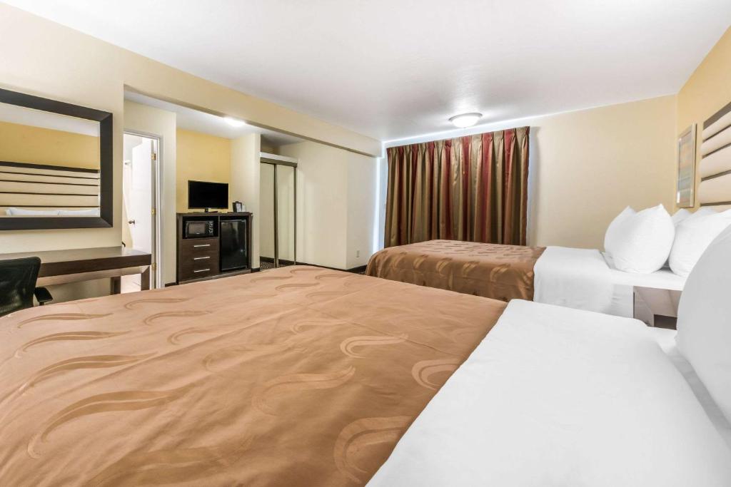 Quality Inn & Suites Capitola - image 4