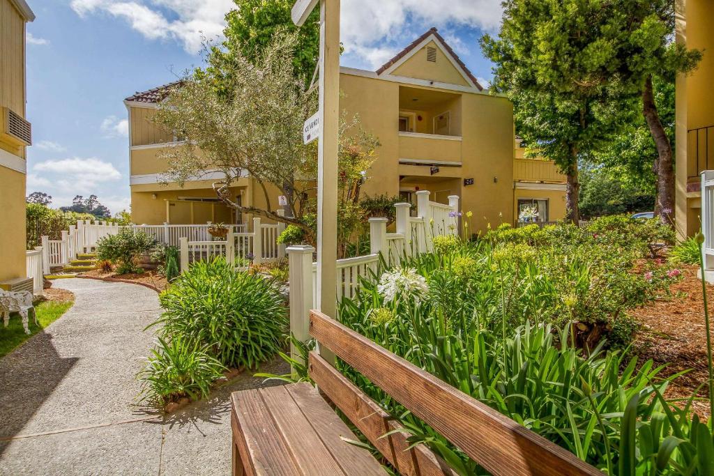 Quality Inn & Suites Capitola - image 6