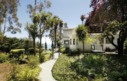Monarch Cove Inn - image 12