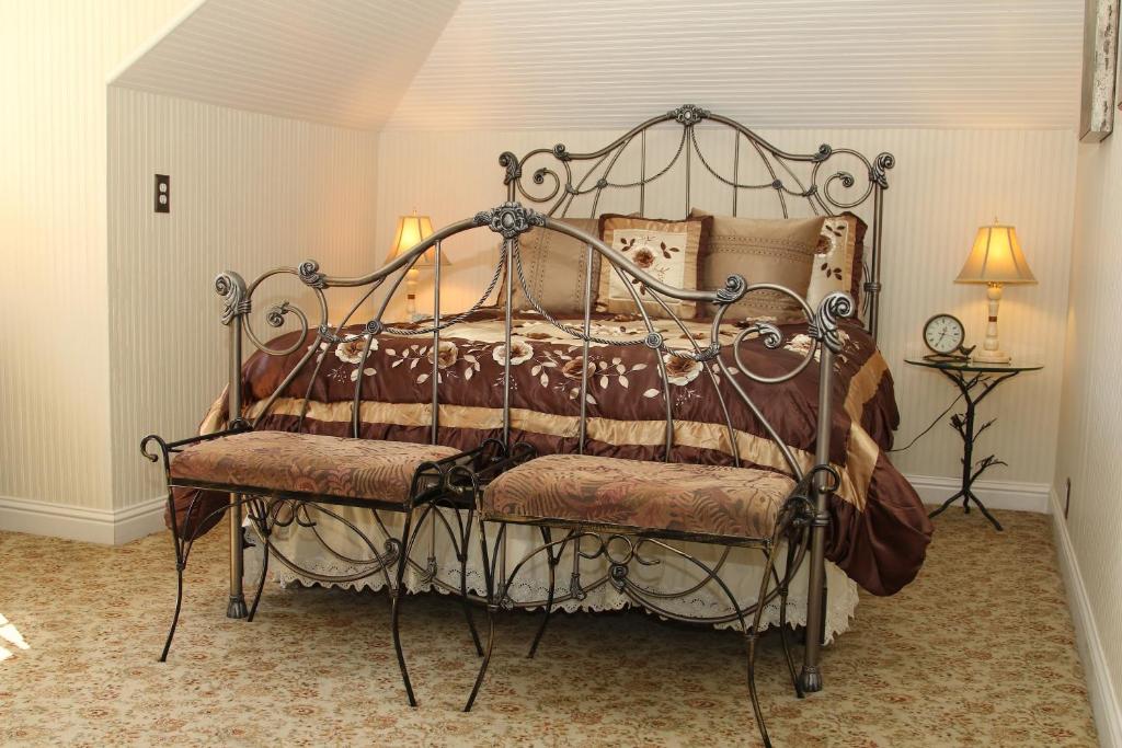 Monarch Cove Inn - image 7